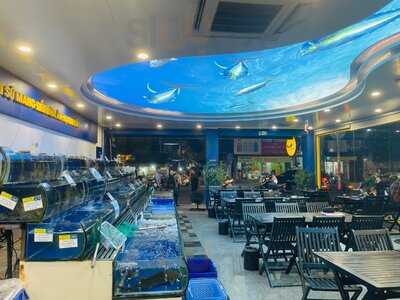 Hải Sản Hoàng Gia Quốc Hương