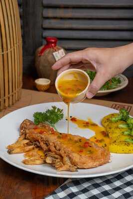 Nhà Hàng Tài Tử