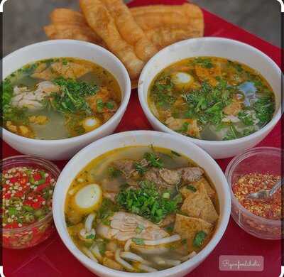 Bánh Canh Xuân Hội An Since 2004
