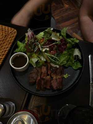 May Tre Dan Restaurant