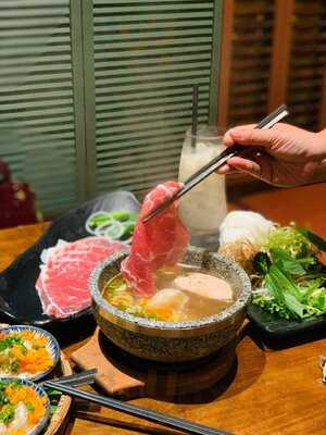 Bun Bo Hue Duyen Mai