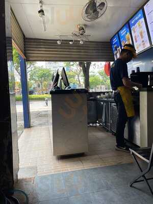 Guta Cafe - 579 ĐiỆn BiÊn PhỦ