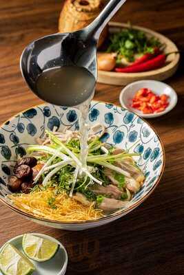 Banh Cuon Gia Truyen Thanh Van