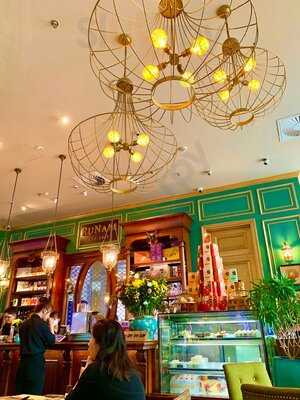 Cafe Runam Landmark 81