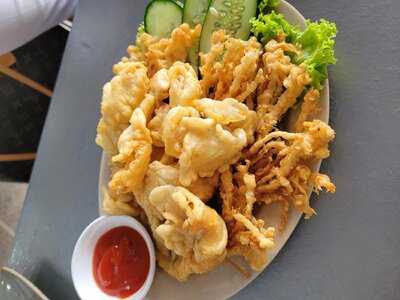 Kampung Melayu Halal Restaurant Danang