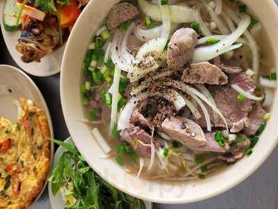 Kampung Melayu Halal Restaurant Danang