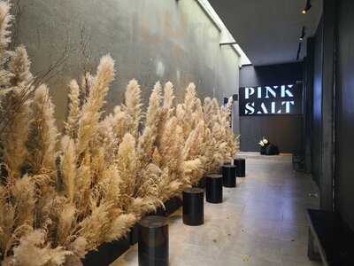 Pinksalt Restaurant