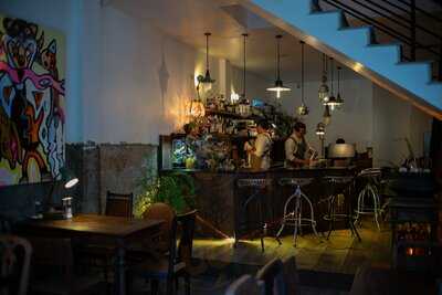 NÚc Concept Kitchen & Bar