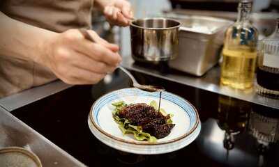 NÚc Concept Kitchen & Bar