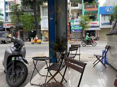 Guta Cafe Vo Van Tân