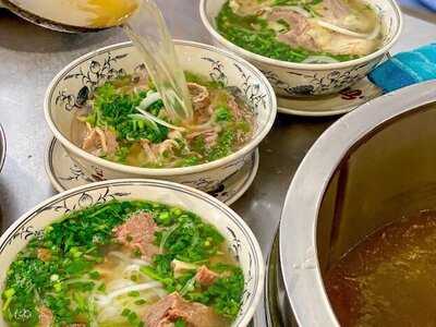 PhỞ ViỆt Nam - Phạm Hồng Thái