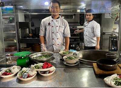 PhỞ ViỆt Nam - Bùi Bằng Đoàn