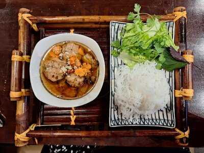 Gánh Hà Nội Restaurant