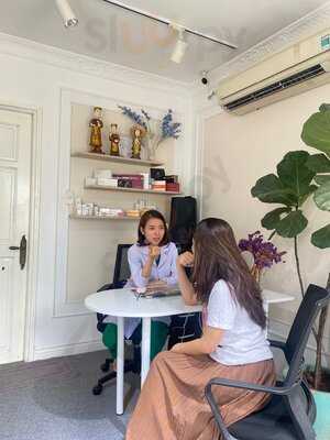 L' Apella Cafe & Lounge