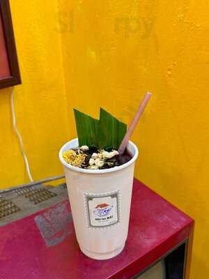 Hieu Tra Mai (mái Tea-house)