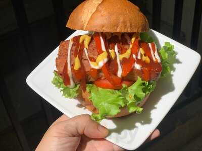 Leberkas - Bánh Mì Đức