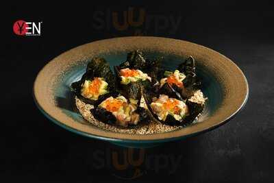 Yen Sushi Sake Pub, District 1