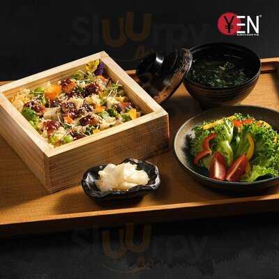 Yen Sushi Sake Pub, District 1