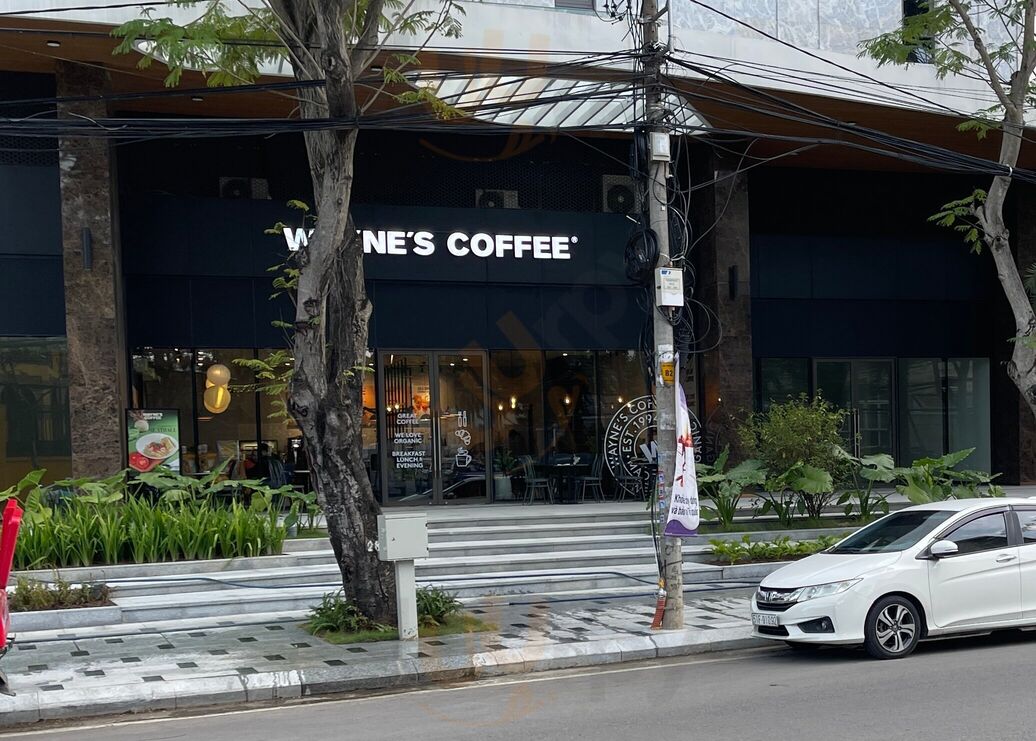 Wayne's Coffee Nguyễn Văn Hưởng