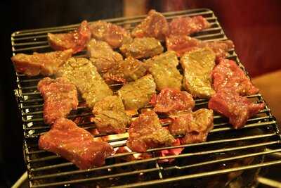 Bò Tơ Hồng Đào