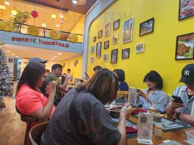 A Taste Of Saigon Restaurant