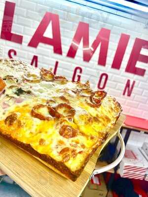 Lamie Pizza