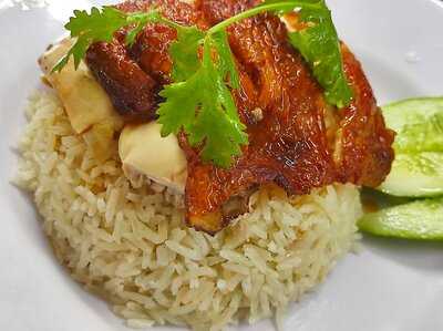 Cơm Gà Hải Nam Yummy - Hương Vị Singapore Truyền Thống