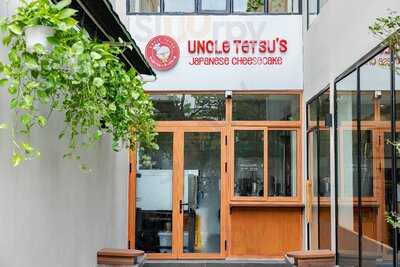 Uncle Tetsu - Dân Chủ