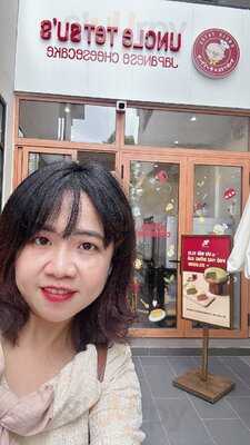 Uncle Tetsu - Dân Chủ