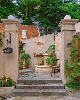 L'argent Modern Bistro