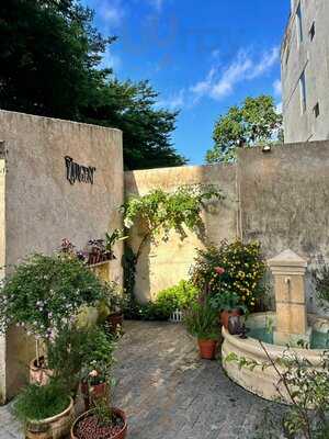 L'argent Modern Bistro