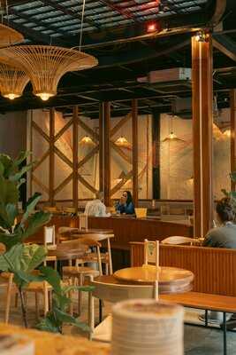 Vietnom - Local Eatery