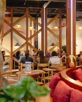 Vietnom - Local Eatery