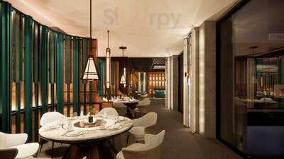 Crystal Jade Palace - Rey Hotel