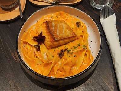 The Running Bean 22 Nhà Thờ