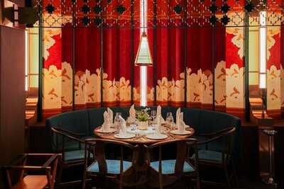 Crystal Jade Palace Le Loi