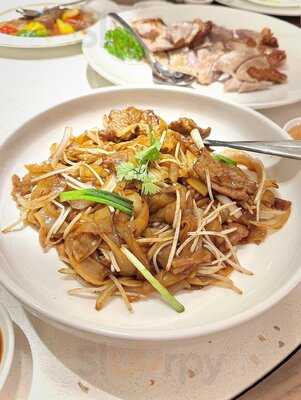 Crystal Jade Palace Le Loi