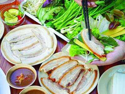 Bánh Tráng Thịt Heo Quán Cám Đại Lộc