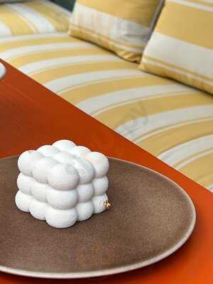 The Dreamers 169 Nguyen Van Huong