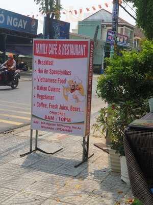 Family Cafe & Restaurant