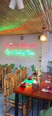 Rau Ơi. Eatery