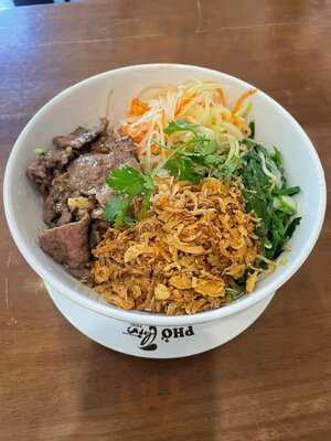 Phở Thìn Quận 1 (phở Thìn 13 Lò Đúc)