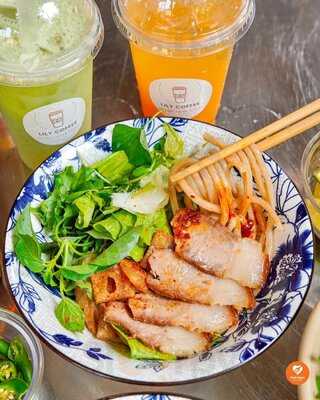 Lily Cafe - Cao Lầu Ông Lâu