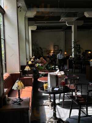 Xi-nê Bistro &amp; Jazz