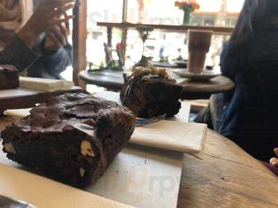 Honest Chocolate Cafe