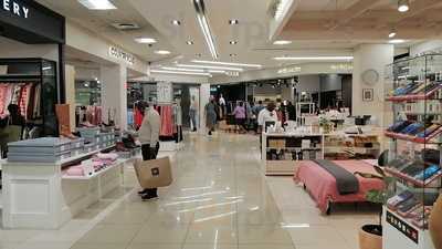 Woolworths Cafe Rosebank