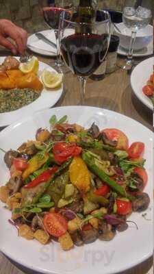 Riverside Caffe & Bistro