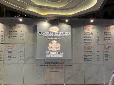 The Mussel Monger & Oyster Bar