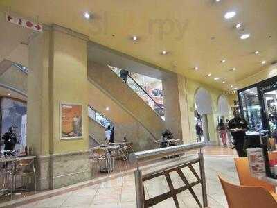 Lattelicious Nelson Mandela Square