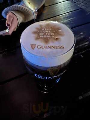 Ferrymans Irish Tavern